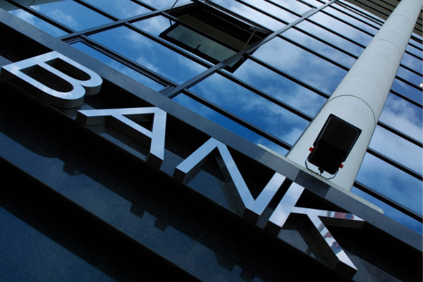 Dự kiến điều kiện để tổ chức tín dụng, chi nhánh ngân hàng nhà nước được vay vốn nước ngoài?